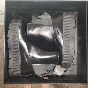 Fenty Puma boots 8.5